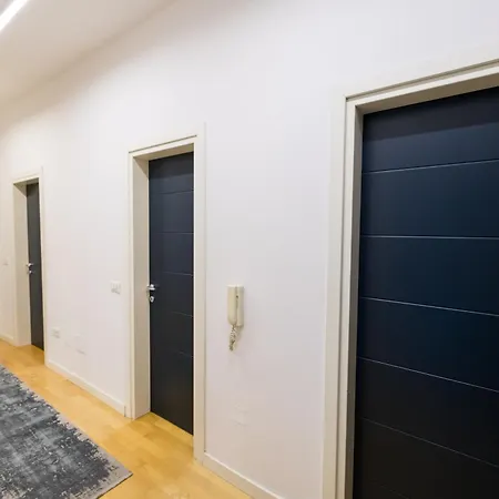 Apartment Center Luxury Landing Tirana