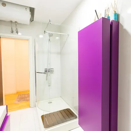 Center Luxury Landing Apartment