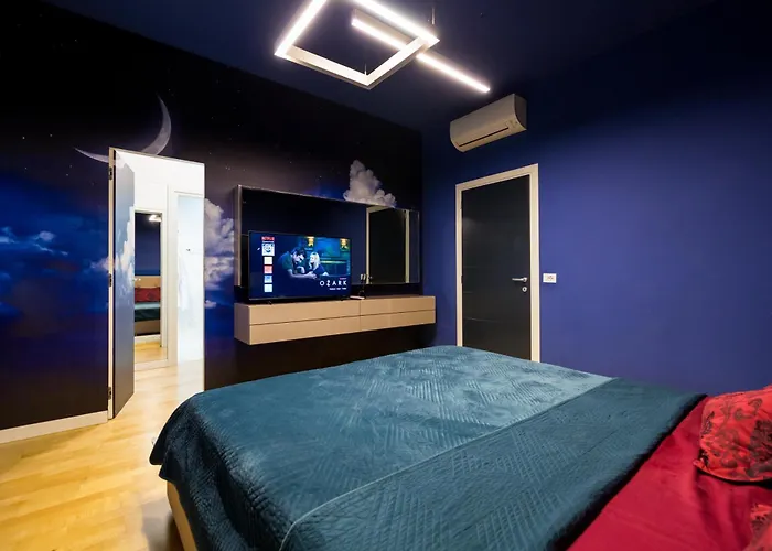 Center Luxury Landing Apartment Tirana