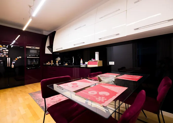 Center Luxury Landing Apartment